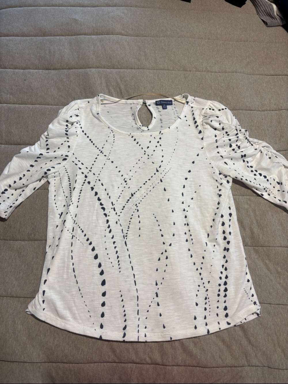 Democracy White Dot-Pattern Keyhole Long Sleeve Top